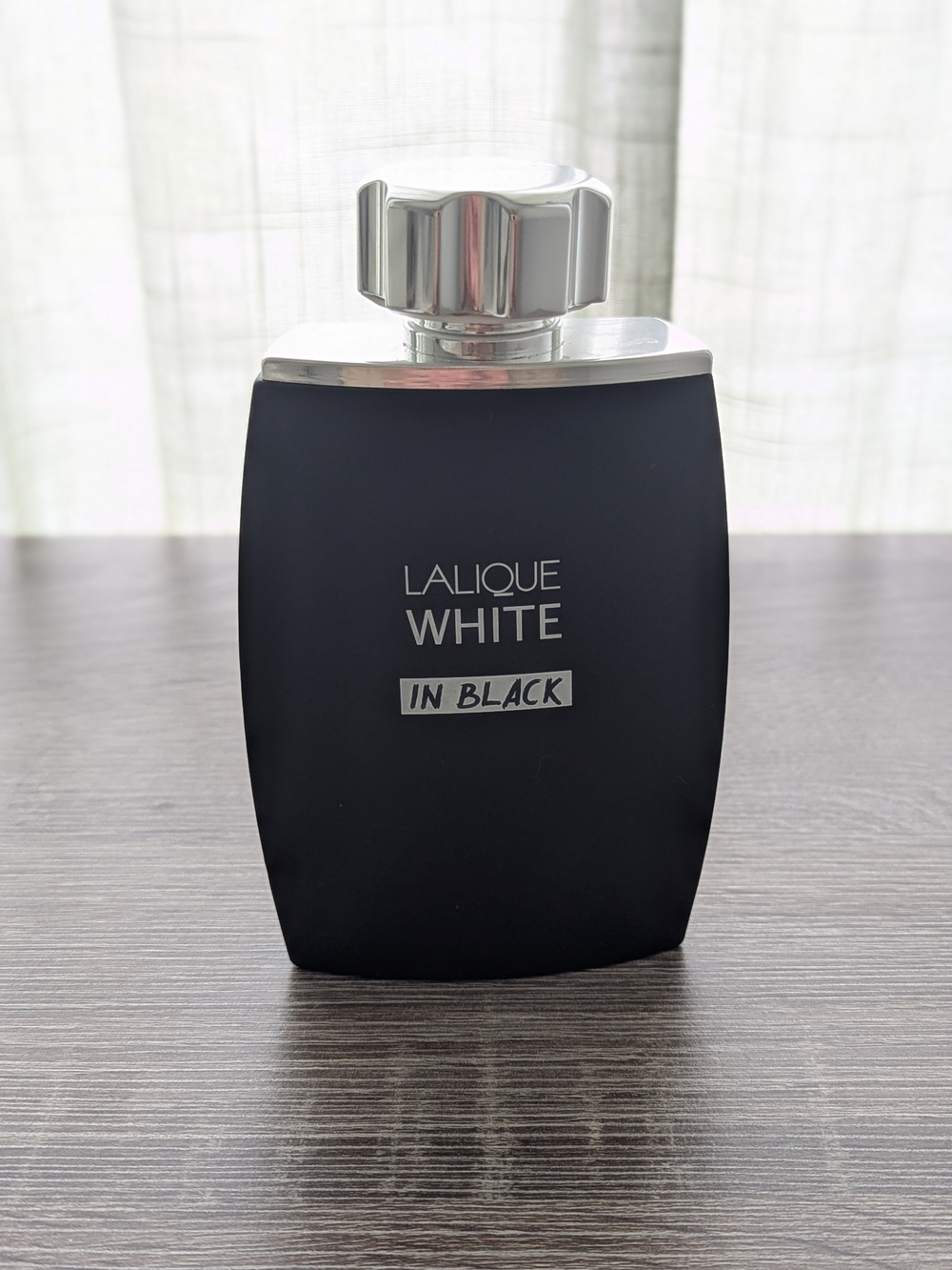 Lalique Black In White 90% Full